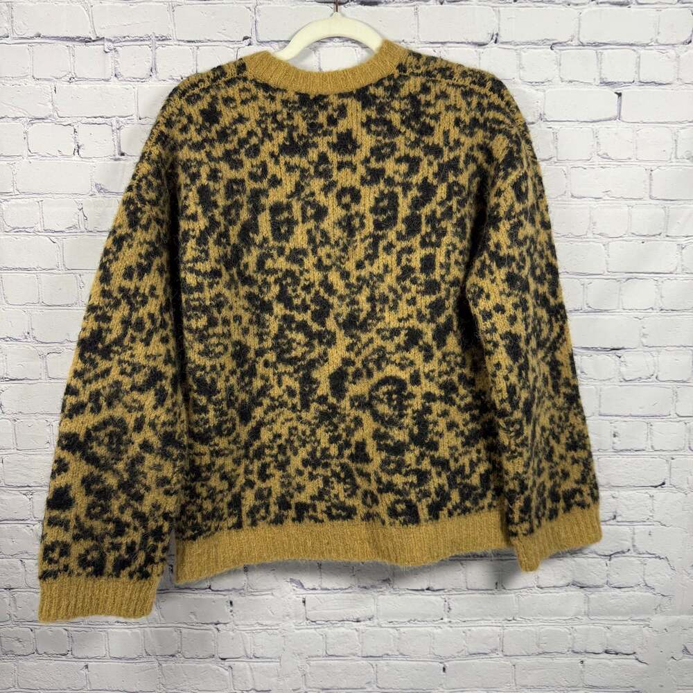 Madewell Crewneck Pullover Sweater in Leopard Size XS - Picture 3 of 6